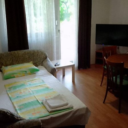 Apartmani Ledenko Kaštela Exterior foto
